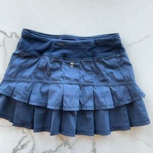 Ivivva by Lululemon Set the Pace tennis skirt, blue, girls 12, *EXCELLENT* cond